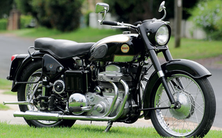 The Ariel Square Four is an example of a compact, upright-riding motorcycle that relied on the presentation of its details to stand out aesthetically. Image from Shannons.co.au, whatever the heck that site is supposed to be about (Shannons, I guess).